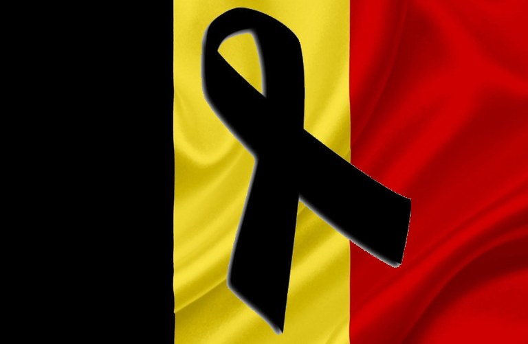 Drapeau en berne
