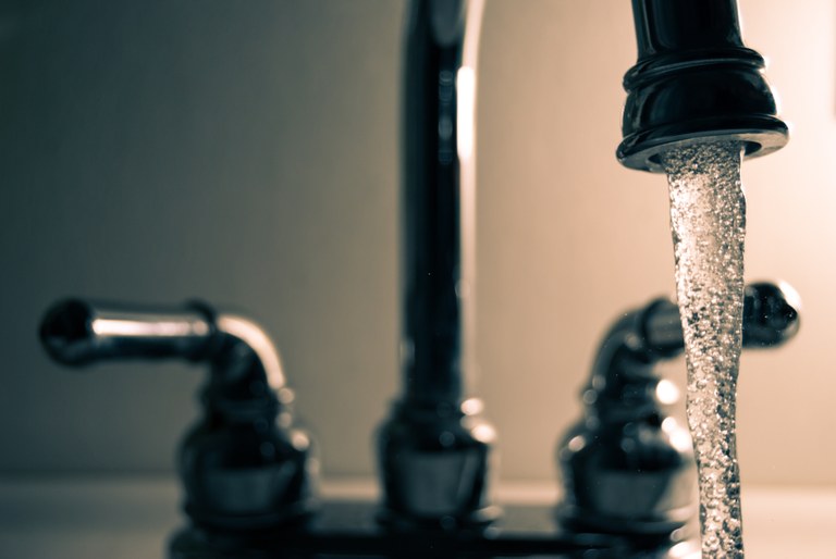 Image eau libre de droits.jpg