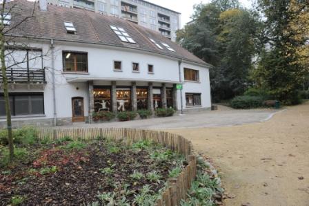 Ontmoetingscentrum buitenkant